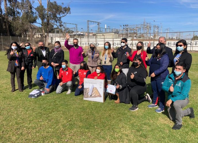 Deportistas destacados de la región reciben apoyo en implementos financiados con recursos regionales Deportistas destacados de la región reciben apoyo en implementos financiados con recursos regionales