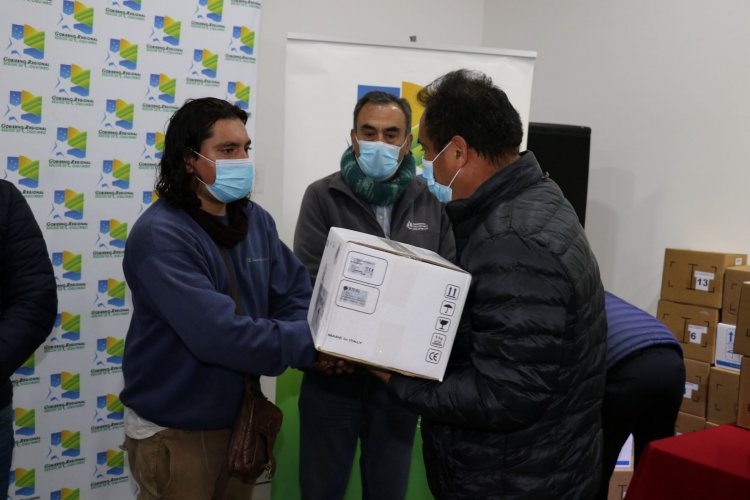 Asociaciones de APR de la provincia del Choapa reciben cloradores para mejorar la calidad del agua