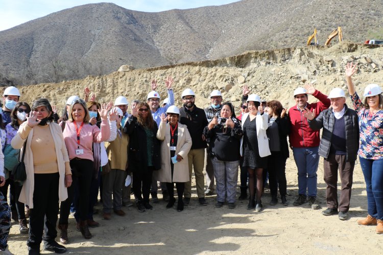 Localidades rurales de Monte Patria celebran inicio de obras del moderno Centro de Salud Familiar de Carén