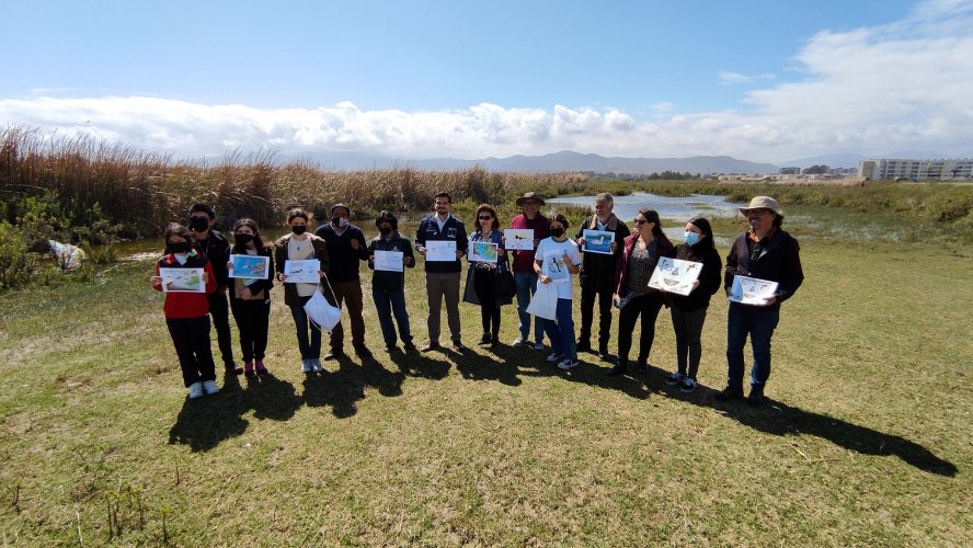 Concurso de dibujo promueve la protección de humedales y aves en la comunidad educativa