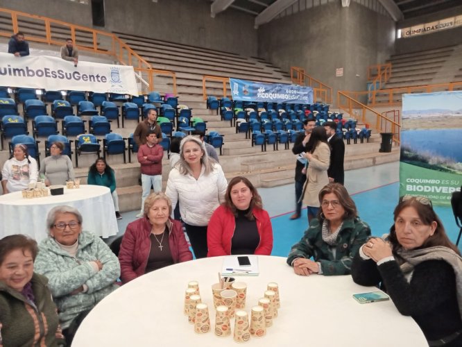 Autoridades regionales participan en encuentro con vecinas y vecinos de Tierras Blancas para abordar sus principales problemáticas y preocupaciones