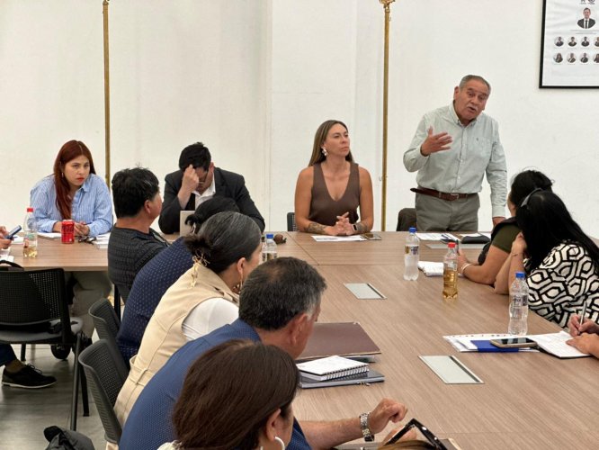 Cores, Puerto Coquimbo y sindicatos del terminal pesquero revisan proyecto Mercado del Mar para su reactivación