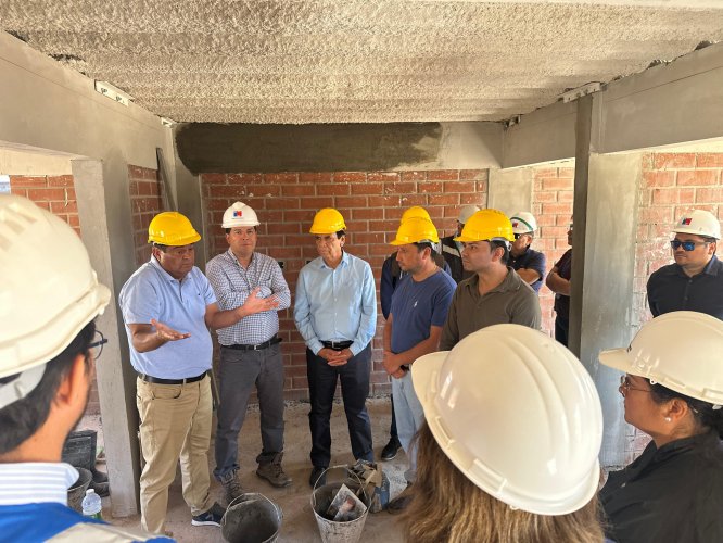 Autoridades verifican avances de proyecto habitacional “Última Esperanza” en Los Vilos