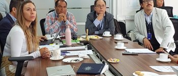 Programa de capacitación Becas Médicas presenta un 77% de avance en formación de especialistas y subespecialistas